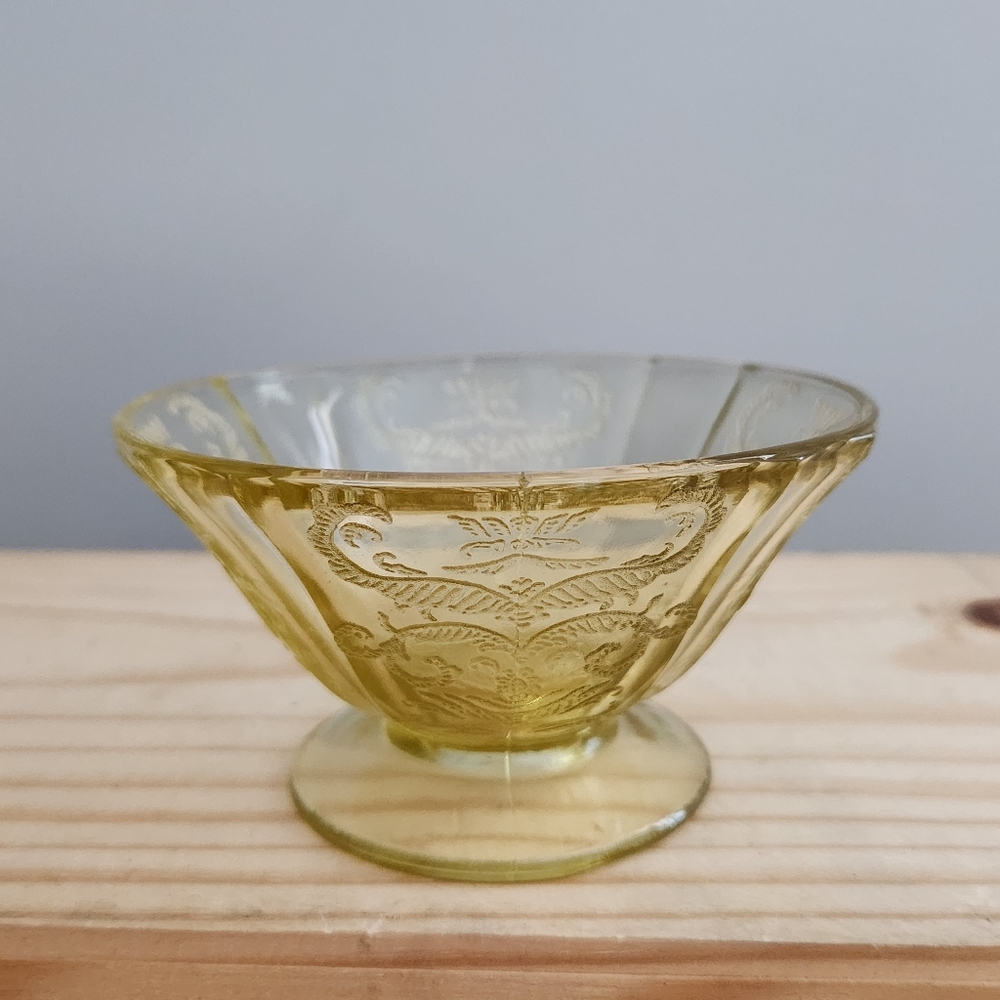 Vintage Federal Depression Glass Sherbet Bowl Dish Mardid Amber Golden Glow